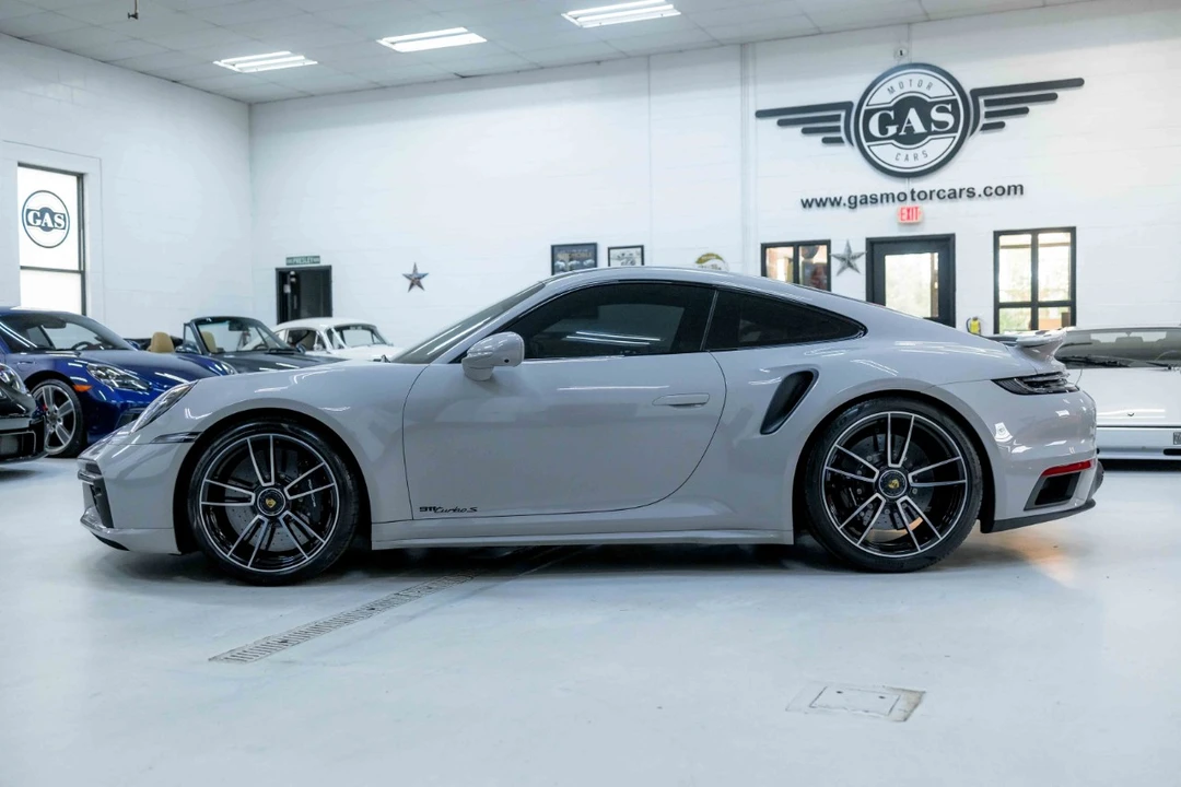 2022 Porsche 992 Turbo S - Image 10 of 12