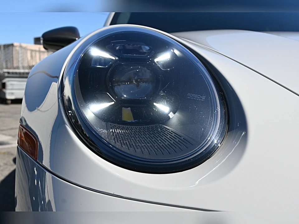 2022 Porsche 992 Turbo S - Image 21 of 31