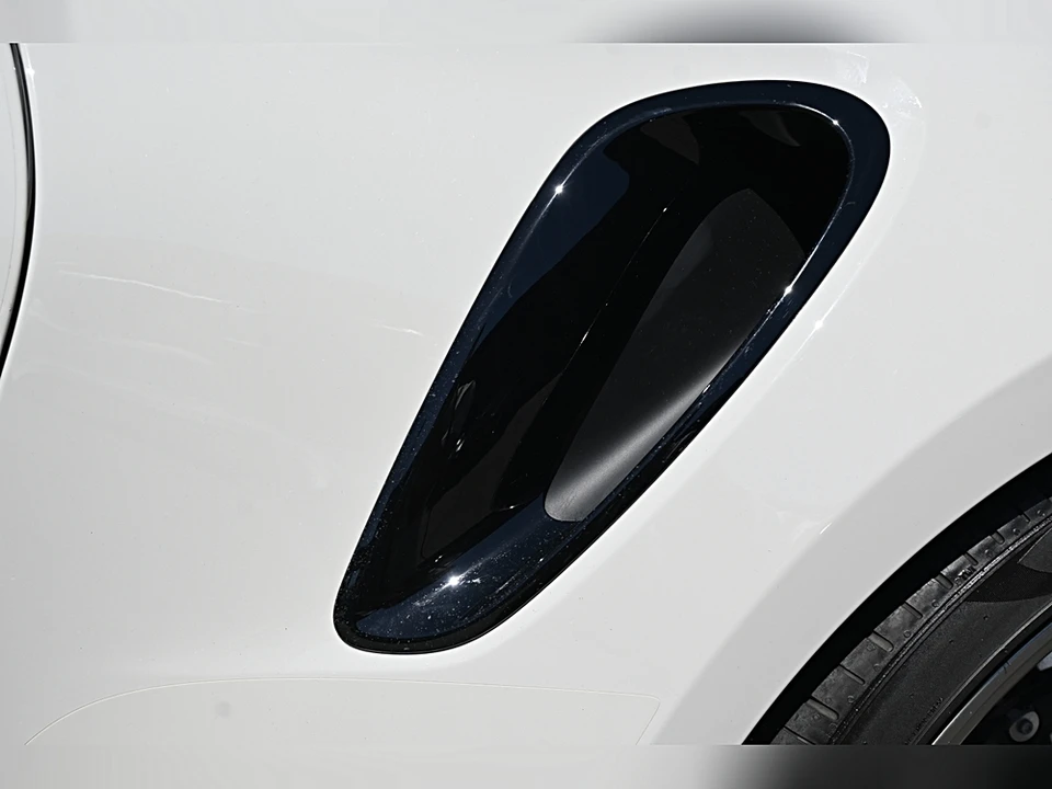 2022 Porsche 992 Turbo S - Image 29 of 31