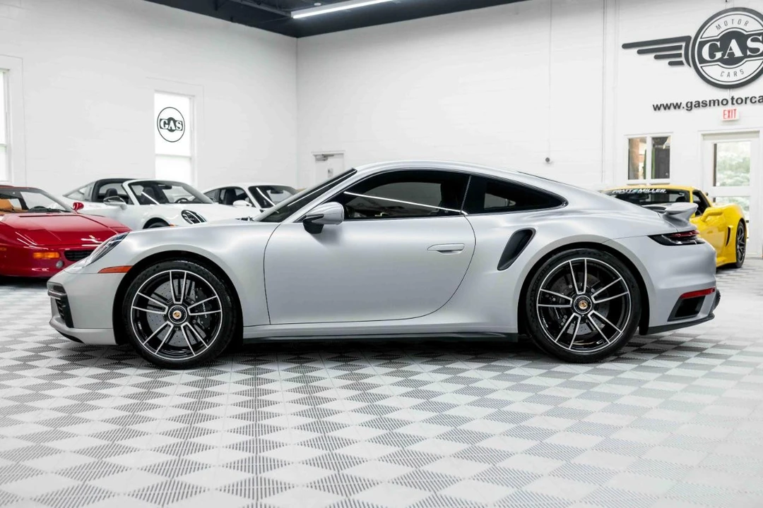 2022 Porsche 992 Turbo S - Image 10 of 31