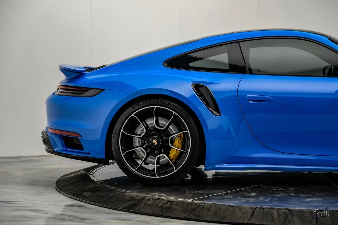 2022 Porsche 992 Turbo S - Image 25 of 31