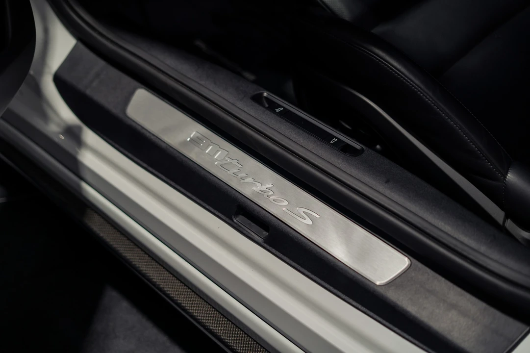 2022 Porsche 992 Turbo S - Image 24 of 31