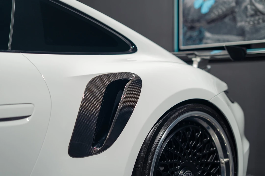 2022 Porsche 992 Turbo S - Image 20 of 31