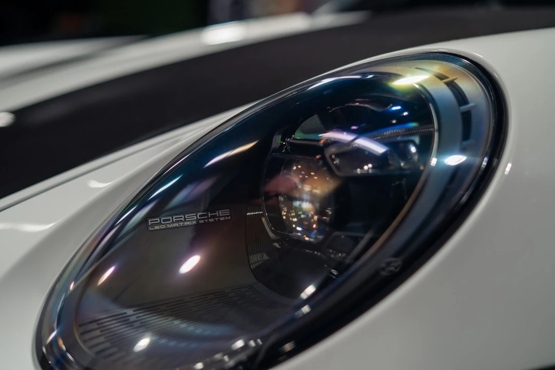 2022 Porsche 992 Turbo S - Image 21 of 31