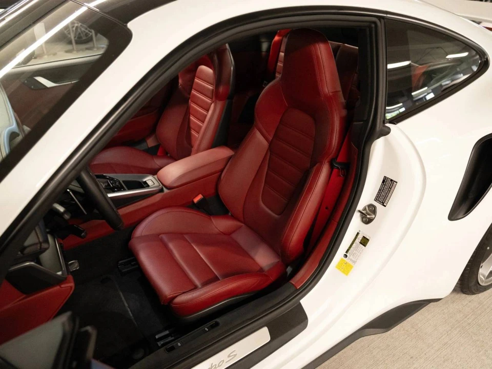 2022 Porsche 992 Turbo S - Image 5 of 5