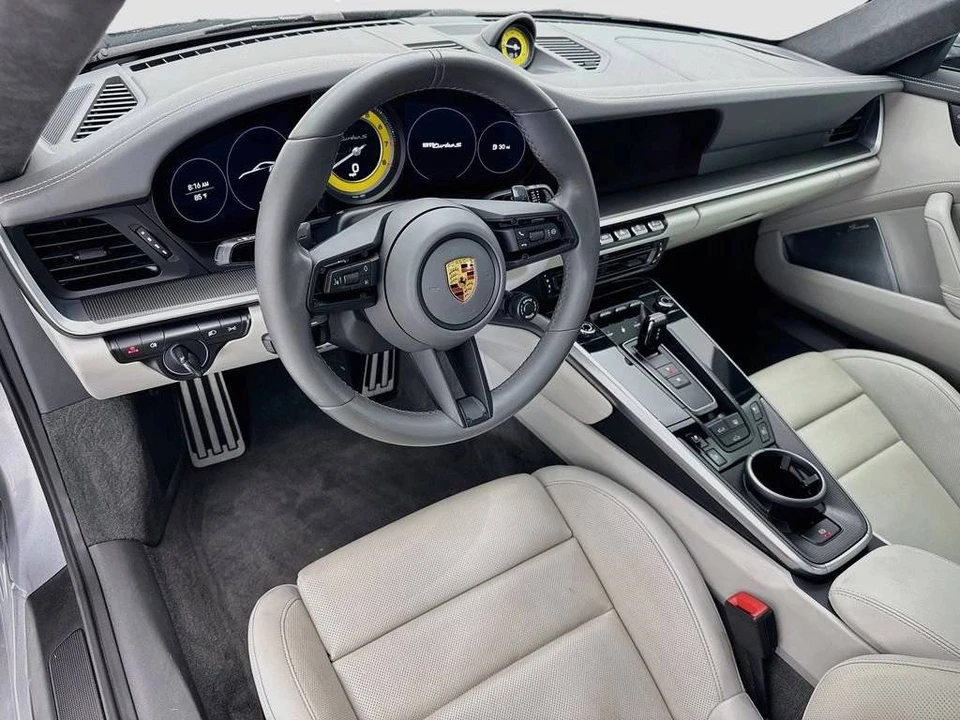 2022 Porsche 992 Turbo S - Image 4 of 5