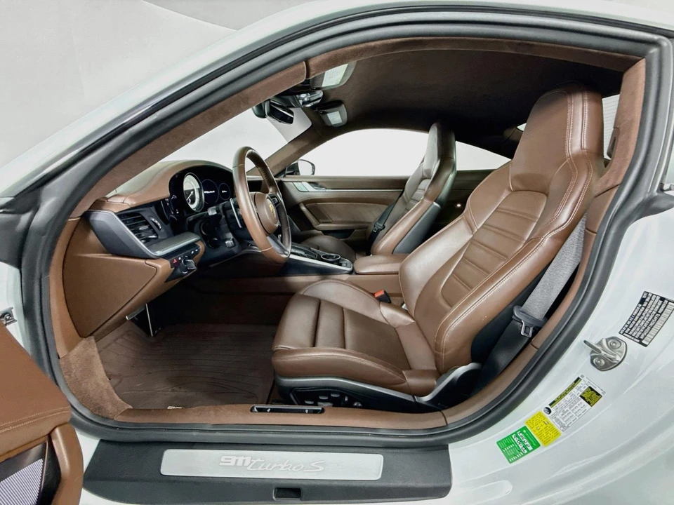 2022 Porsche 992 Turbo S - Image 9 of 31