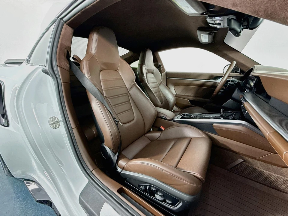 2022 Porsche 992 Turbo S - Image 26 of 31