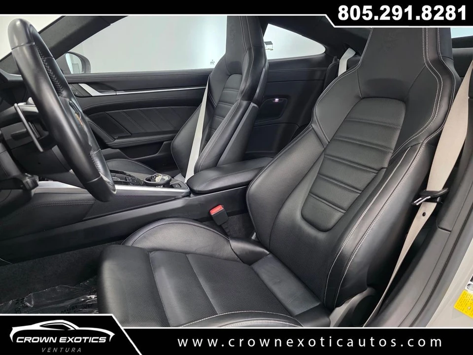 2022 Porsche - Image 25 of 31