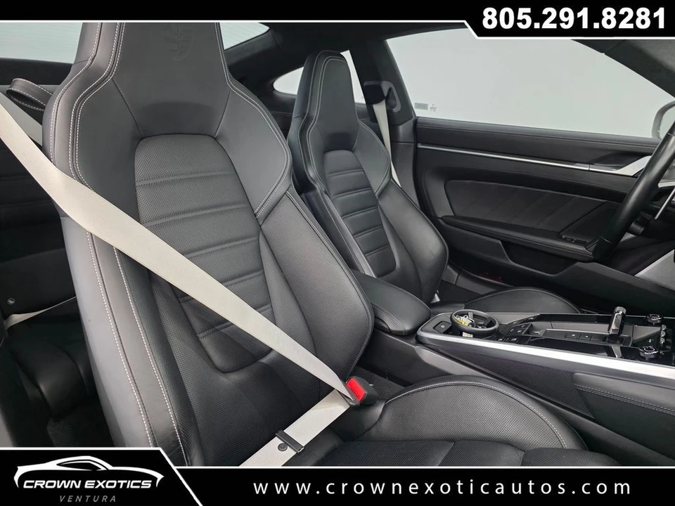 2022 Porsche - Image 20 of 31