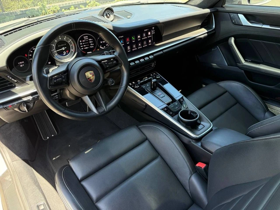 2022 Porsche 992 Turbo S - Image 4 of 5