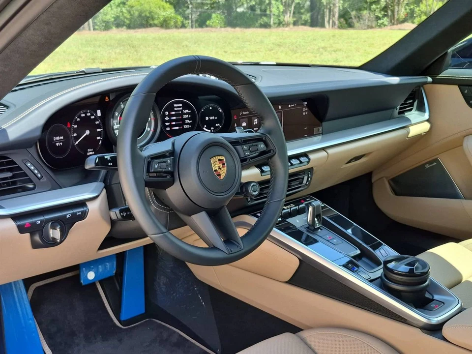2022 Porsche 992 Turbo S - Image 4 of 5