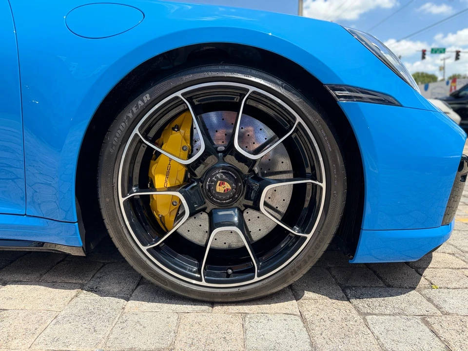2022 Porsche 992 Turbo S - Image 28 of 31