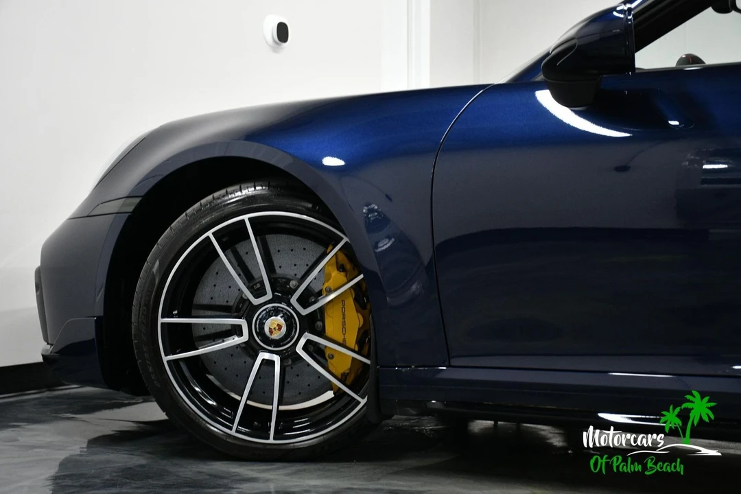 2022 Porsche - Image 13 of 31