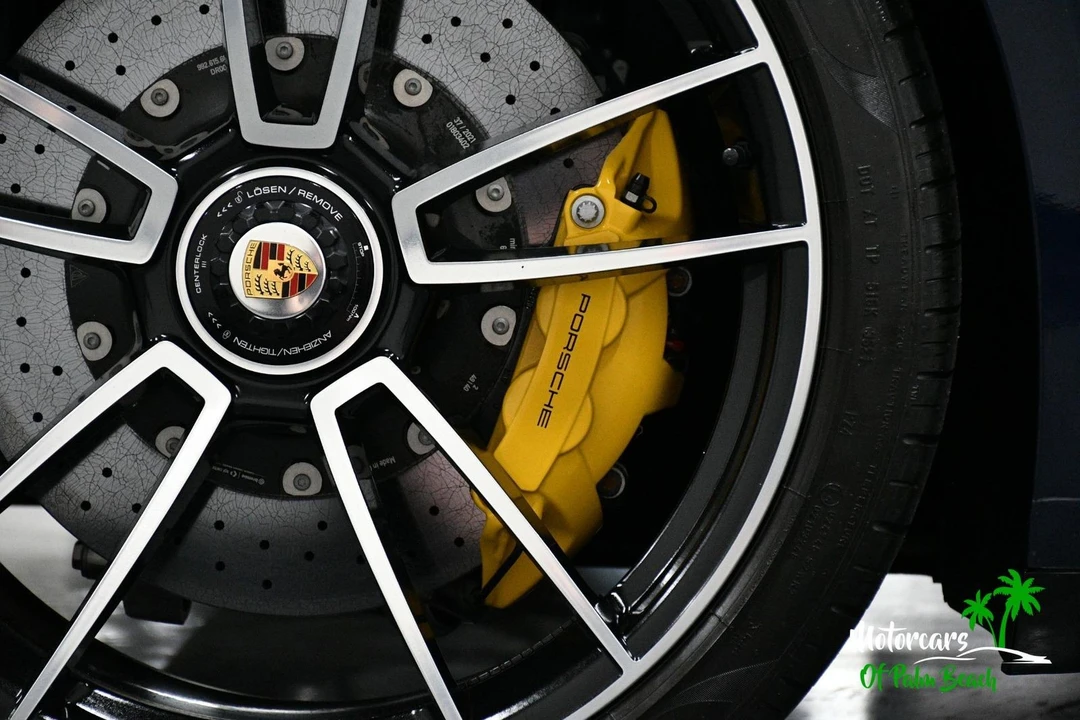 2022 Porsche - Image 27 of 31
