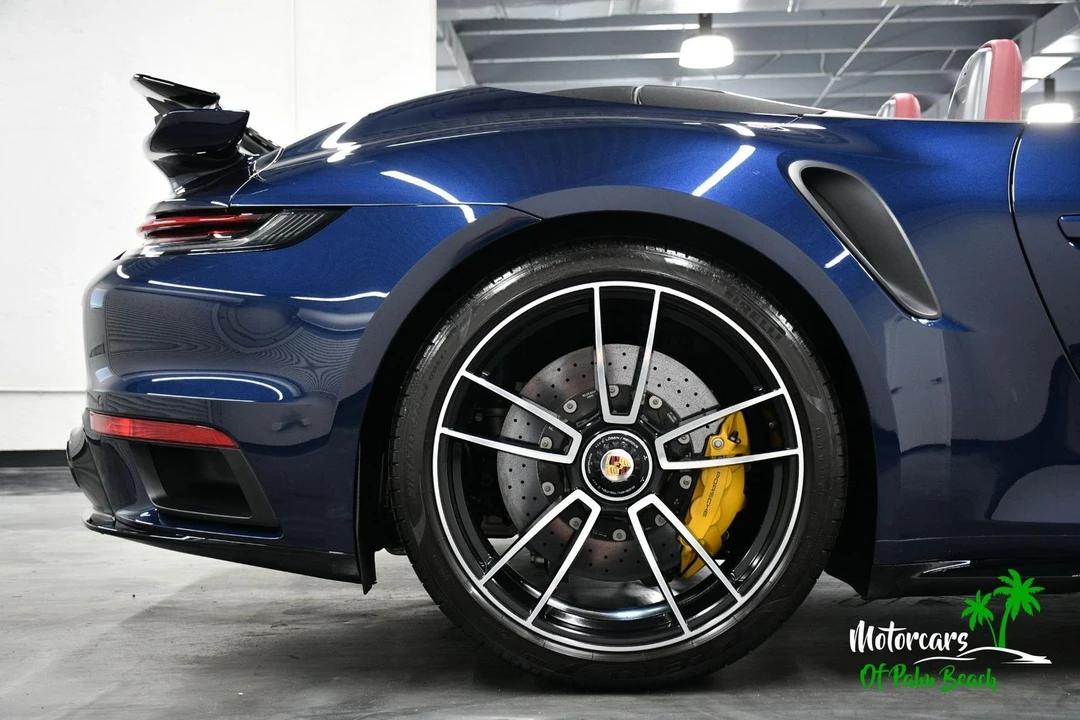 2022 Porsche - Image 25 of 31