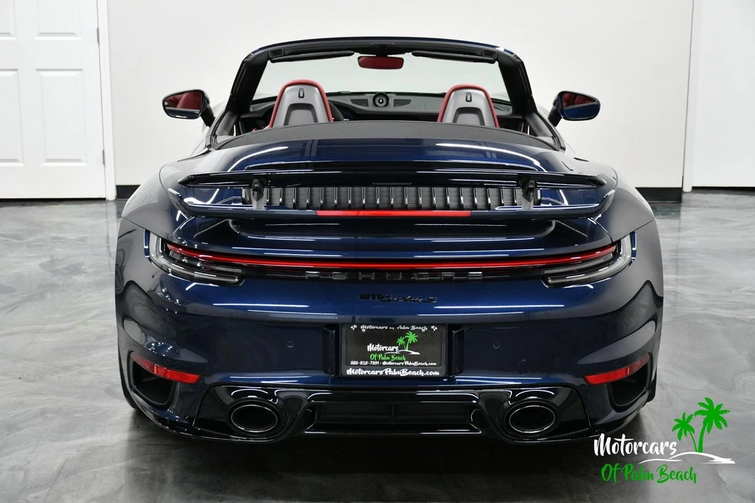 2022 Porsche - Image 18 of 31