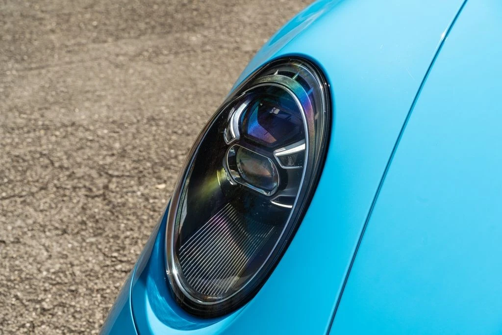 2022 Porsche - Image 26 of 31