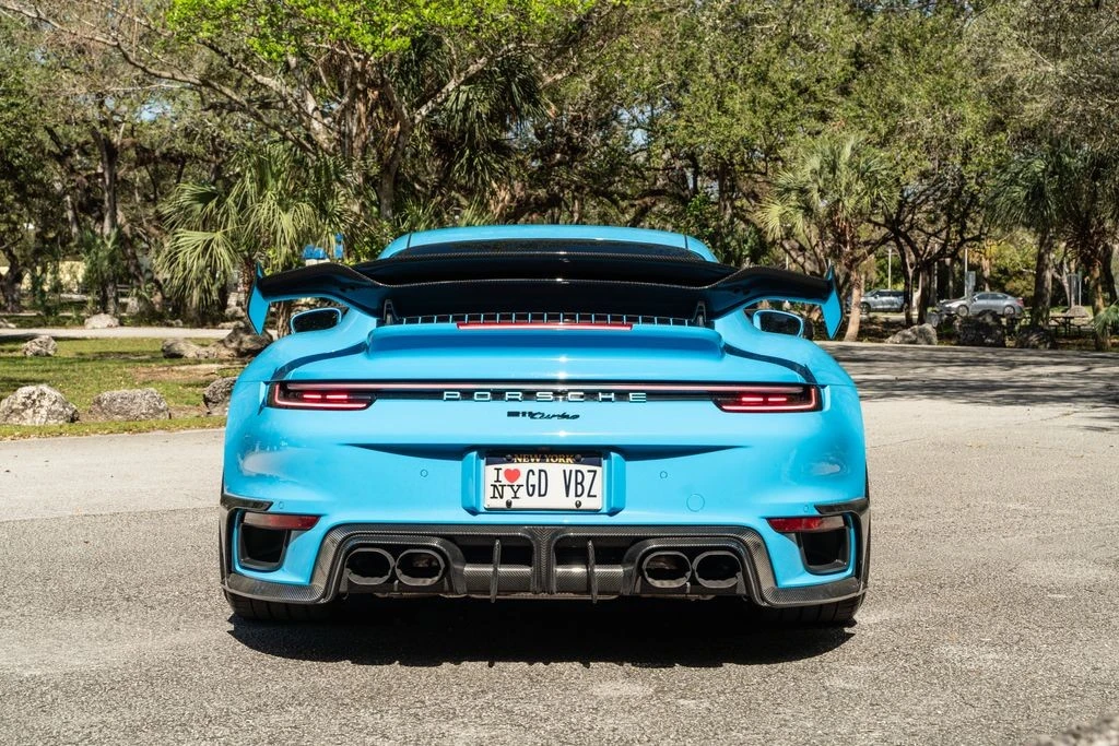 2022 Porsche - Image 19 of 31