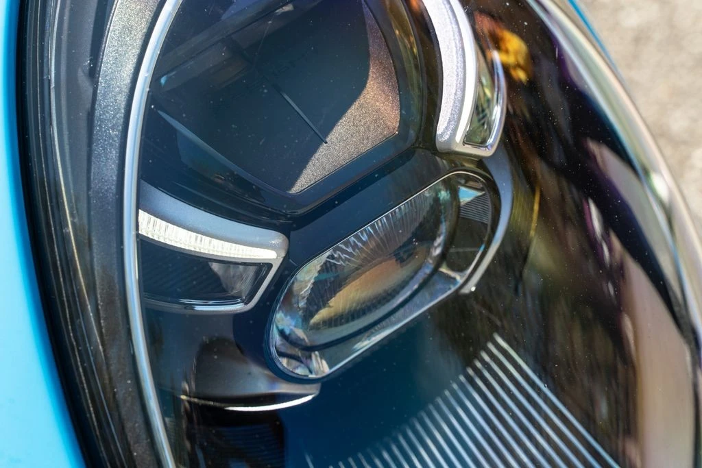 2022 Porsche - Image 29 of 31