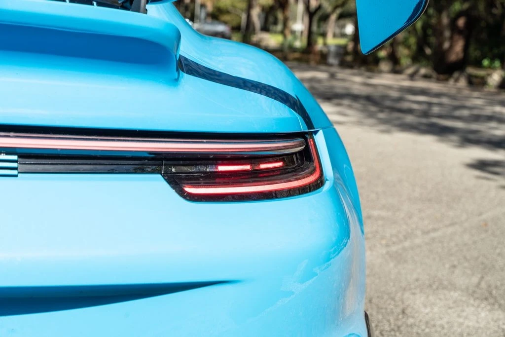 2022 Porsche - Image 20 of 31