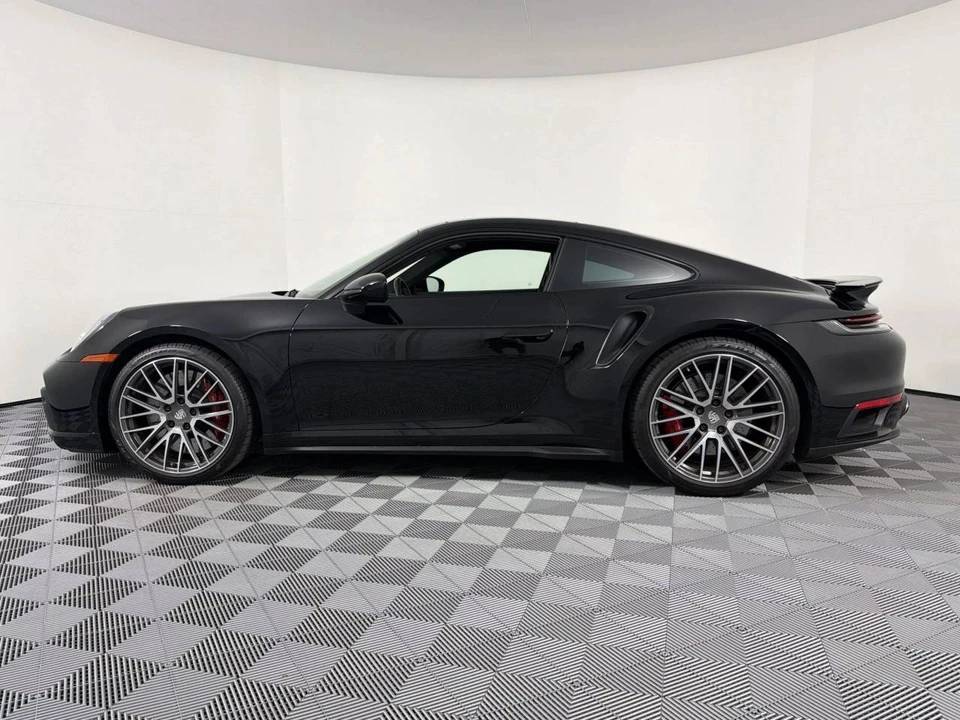 2022 Porsche 992 Turbo - Image 2 of 5