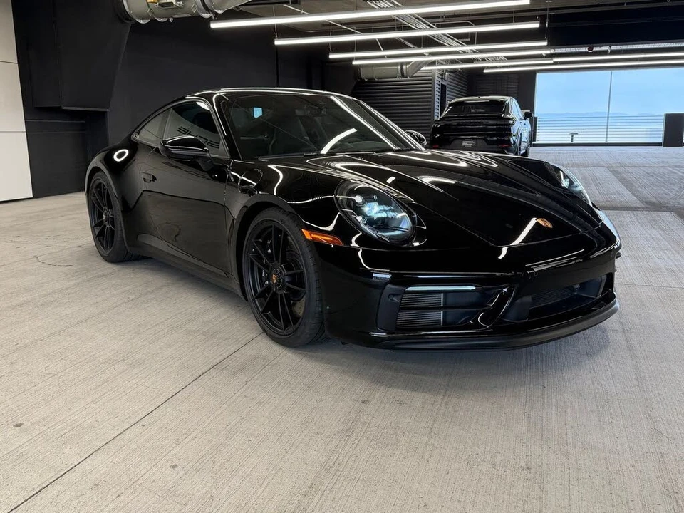 2022 Porsche 992 Carrera - Image 6 of 8