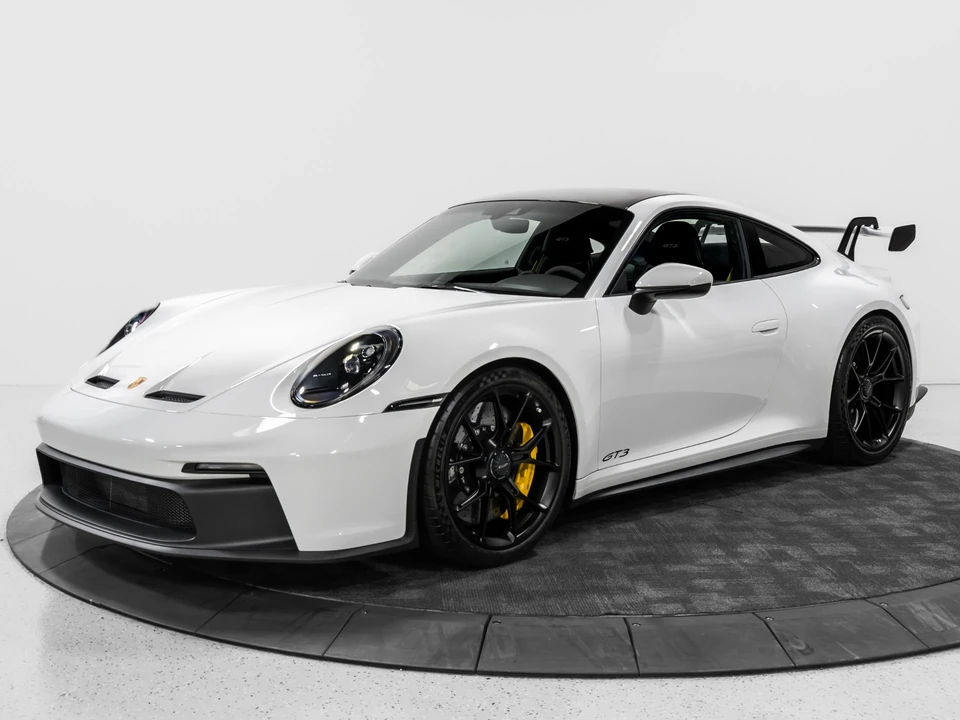2022 Porsche 992 Carrera - Image 2 of 31