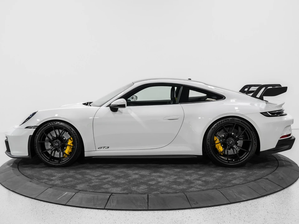 2022 Porsche 992 Carrera - Image 4 of 31