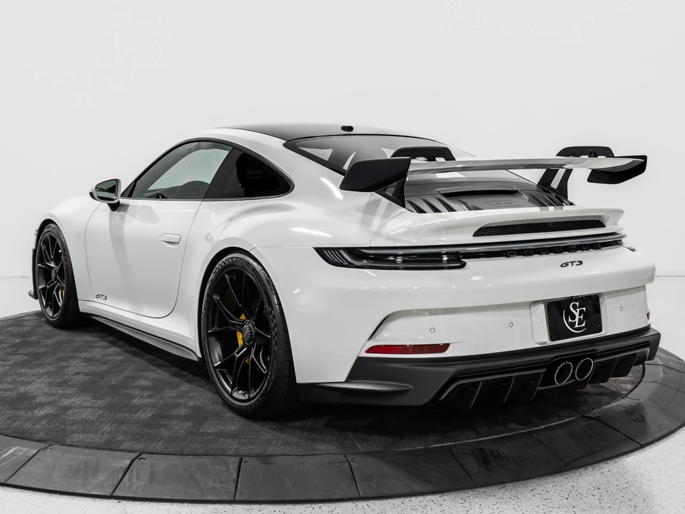 2022 Porsche 992 Carrera - Image 5 of 31