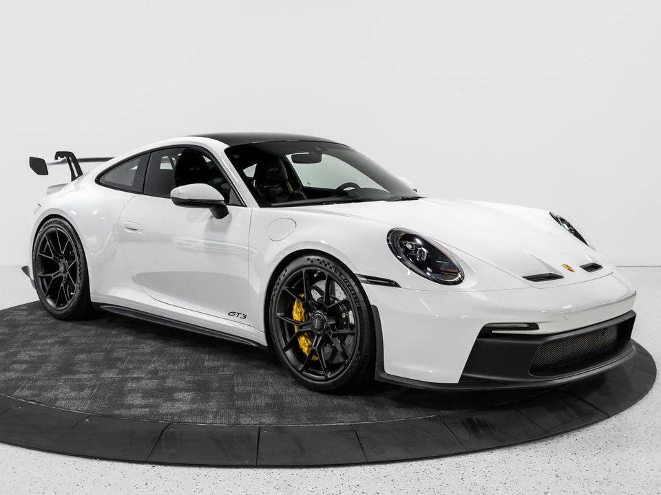 2022 Porsche 992 Carrera - Image 11 of 31