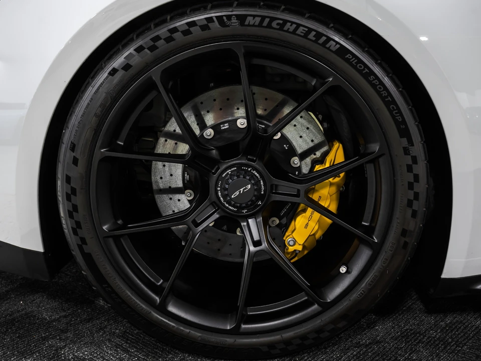 2022 Porsche 992 Carrera - Image 30 of 31