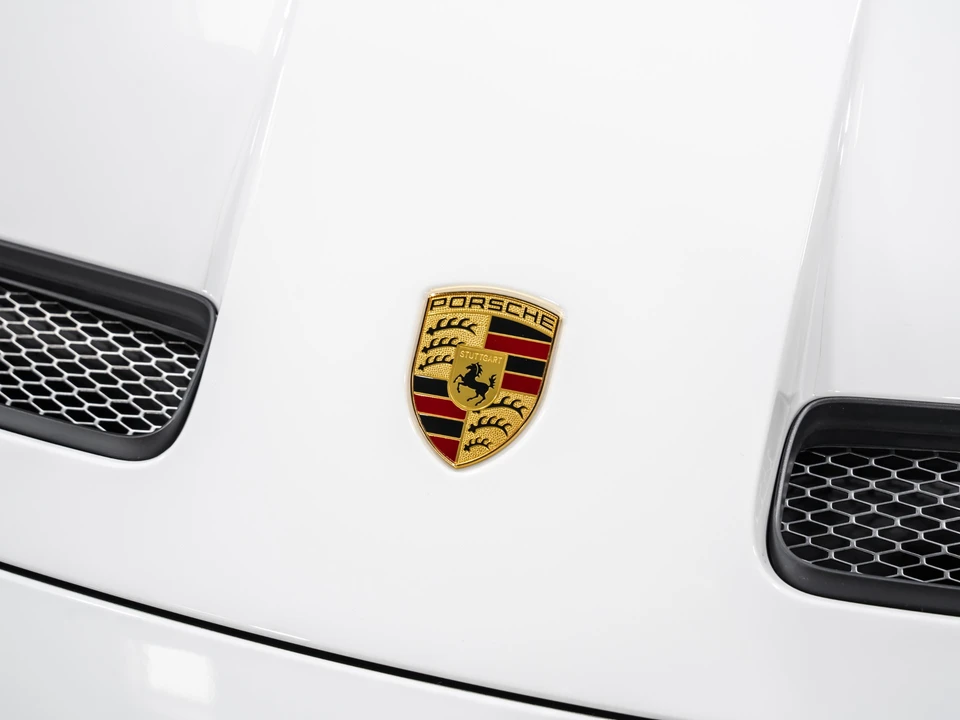 2022 Porsche 992 Carrera - Image 16 of 31