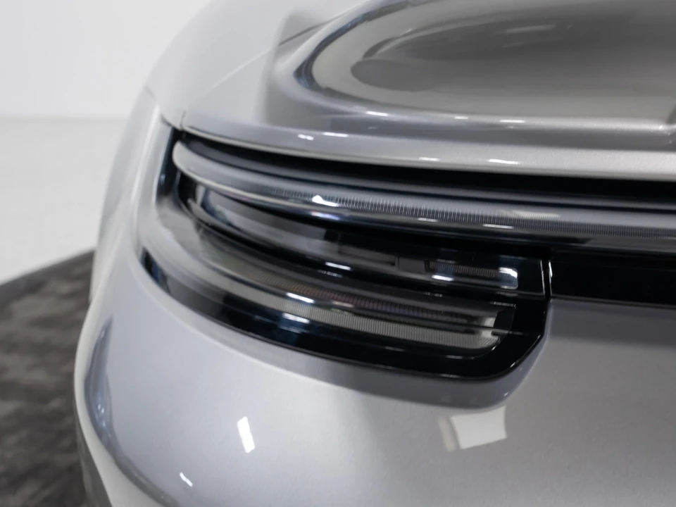 2022 Porsche 911 - Image 24 of 31