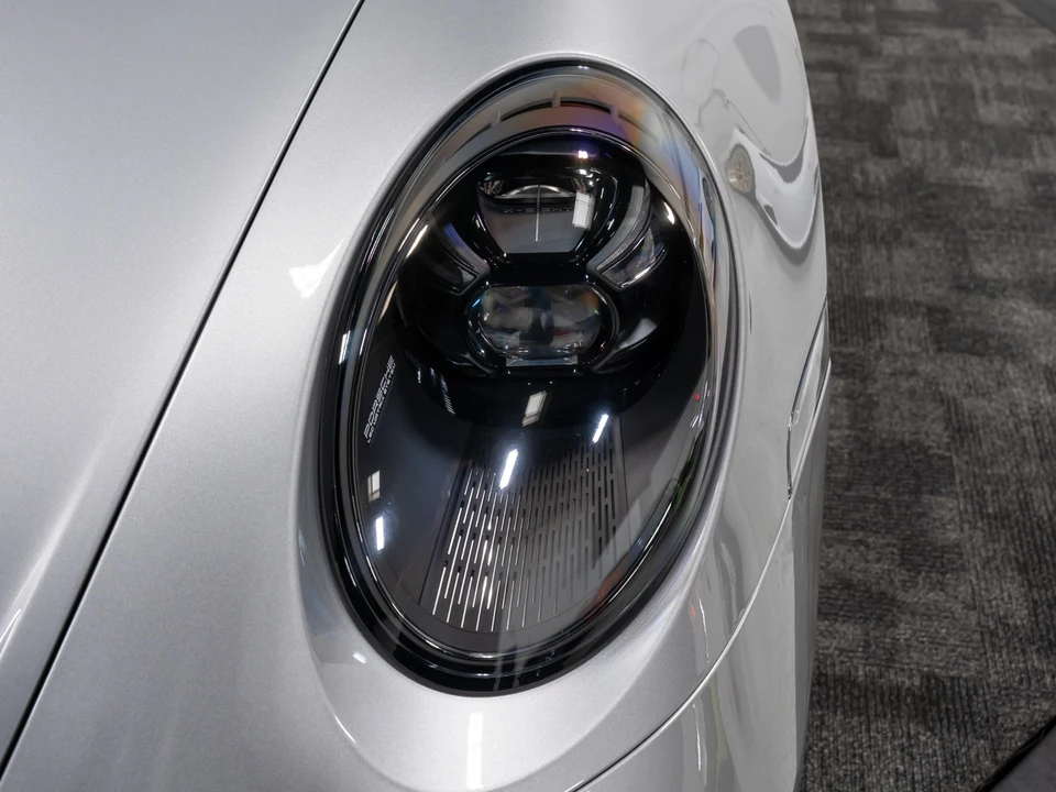 2022 Porsche 911 - Image 18 of 31
