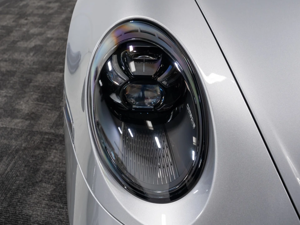 2022 Porsche 911 - Image 16 of 31