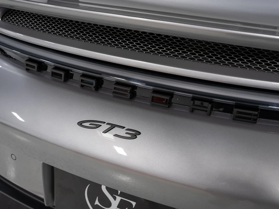 2022 Porsche 911 - Image 25 of 31