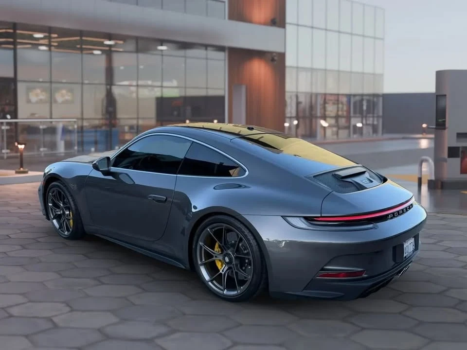 2022 Porsche 992 GT3 - Image 3 of 13