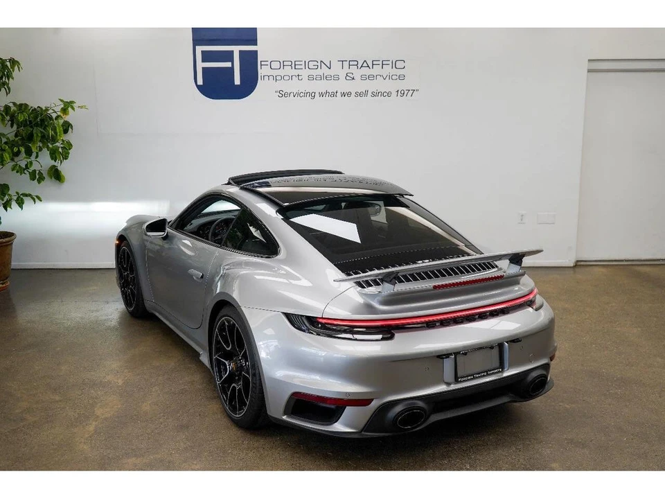 2022 Porsche 992 Carrera - Image 26 of 31