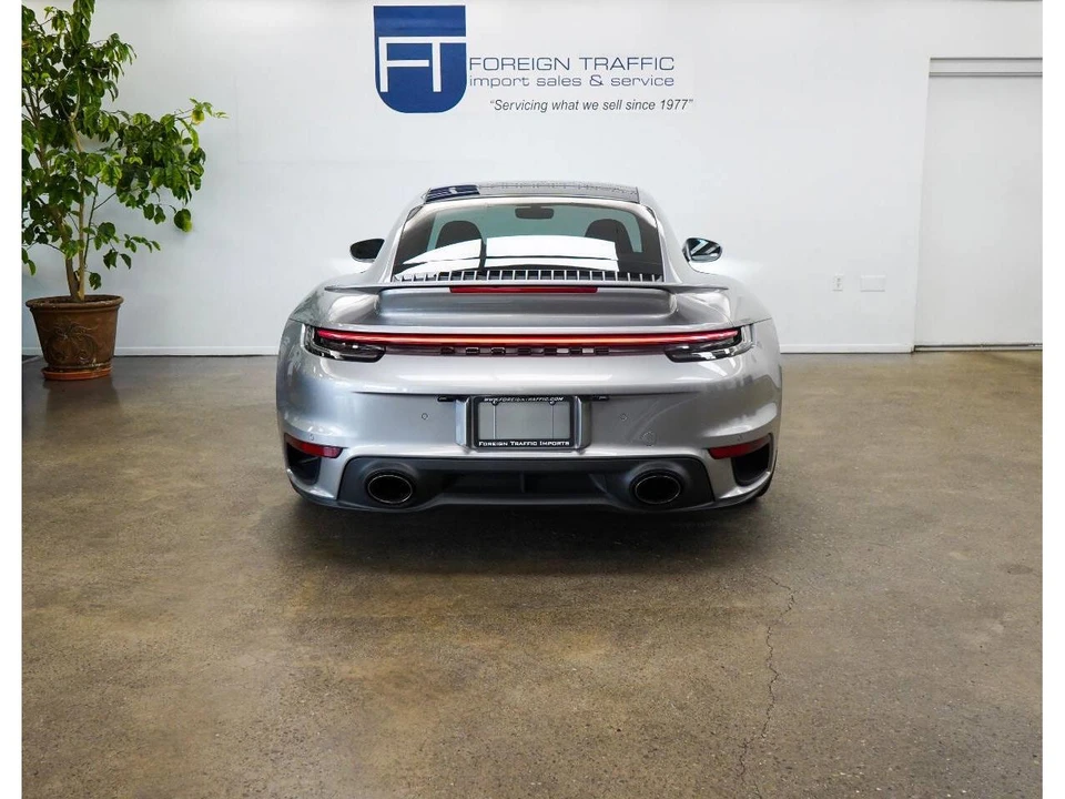 2022 Porsche 992 Carrera - Image 5 of 31