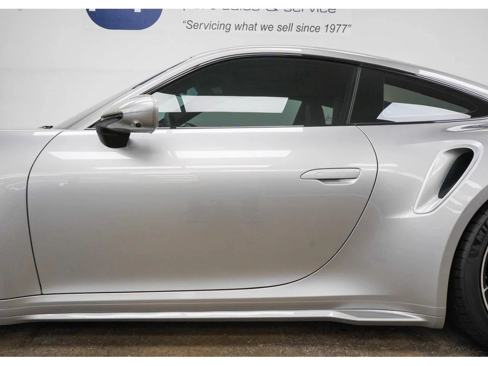 2022 Porsche 992 Carrera - Image 13 of 31