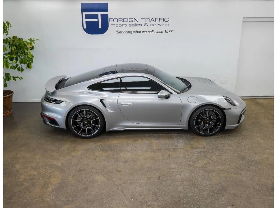 2022 Porsche 992 Carrera - Image 27 of 31