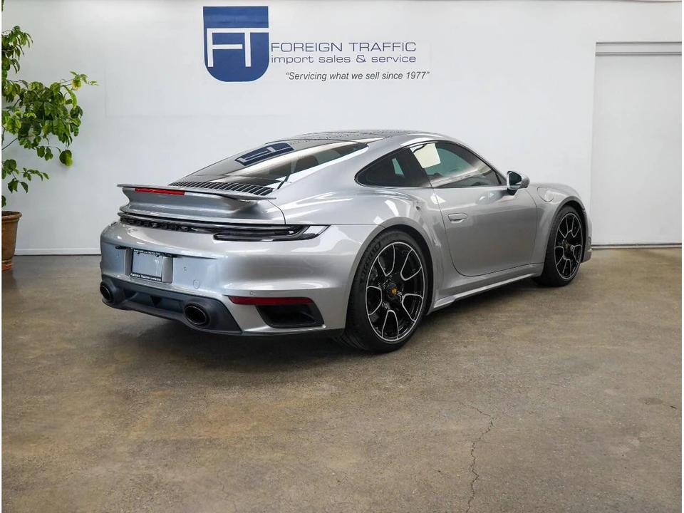 2022 Porsche 992 Carrera - Image 23 of 31