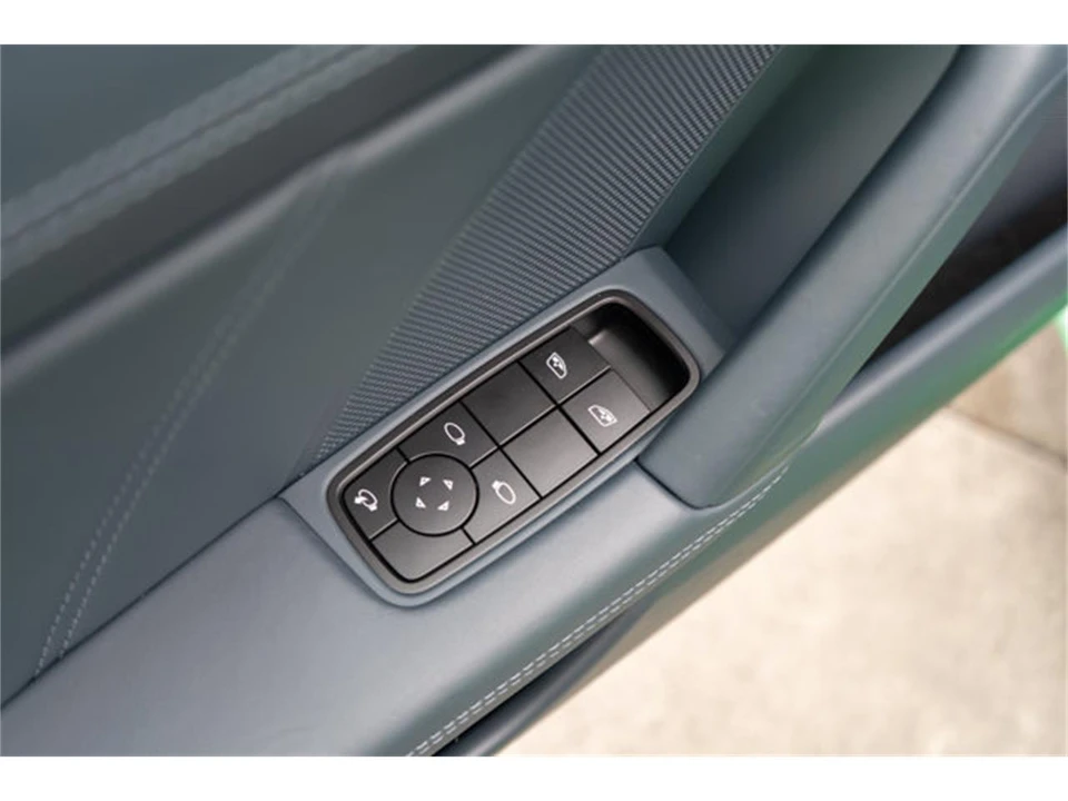 2022 Porsche 992 Carrera - Image 12 of 12