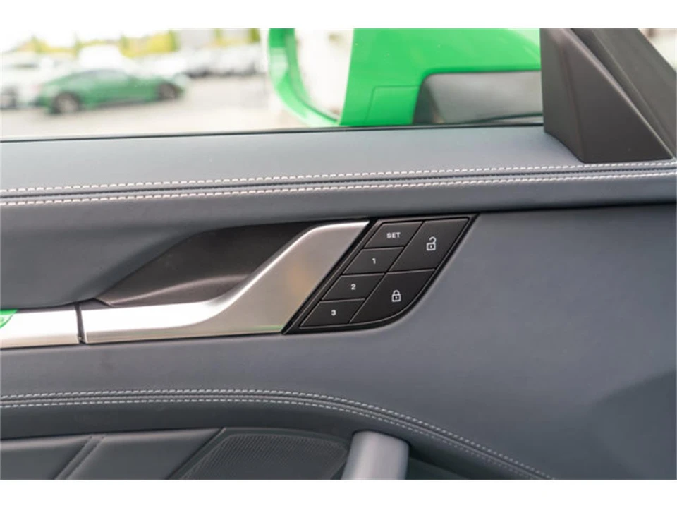 2022 Porsche 992 Carrera - Image 11 of 12