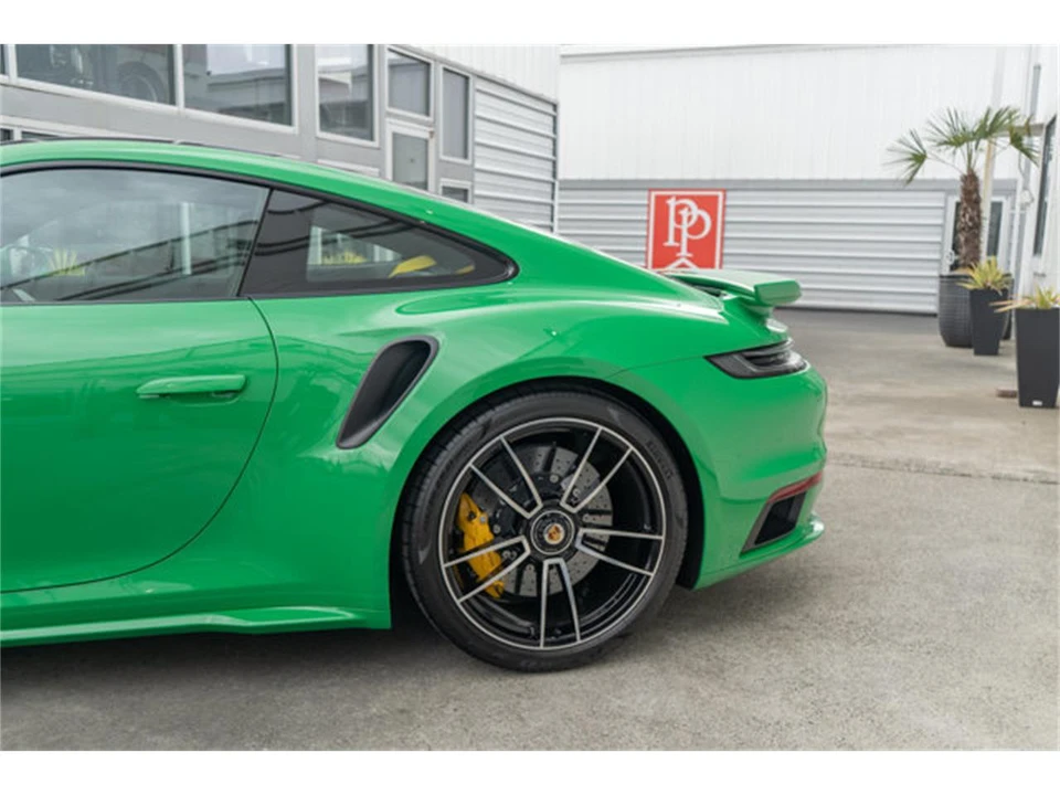 2022 Porsche 992 Carrera - Image 5 of 12
