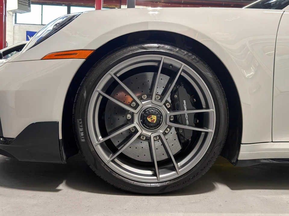 2022 Porsche 992 Carrera - Image 12 of 29