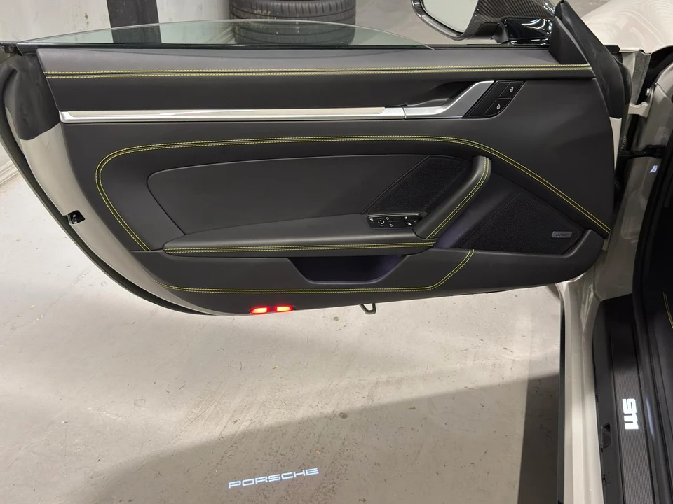 2022 Porsche 992 Carrera - Image 21 of 29