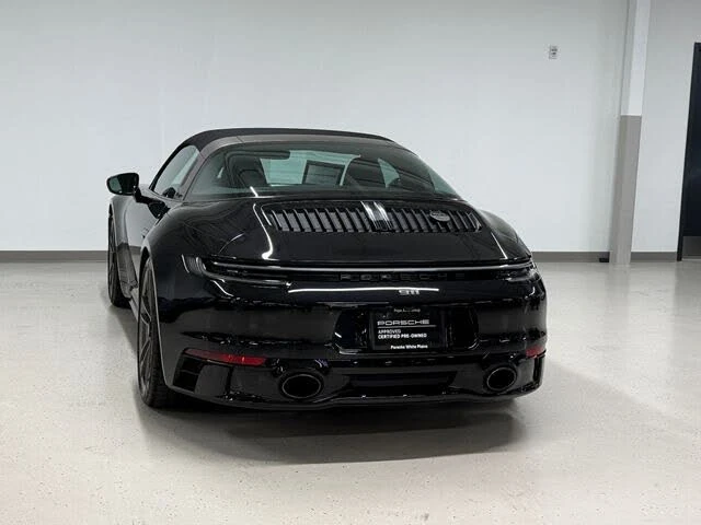 2022 Porsche 992 Targa 4 & 4S - Image 3 of 6