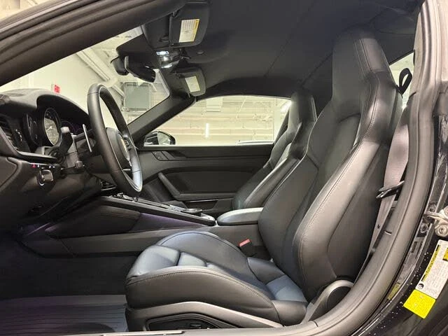 2022 Porsche 992 Targa 4 & 4S - Image 5 of 6